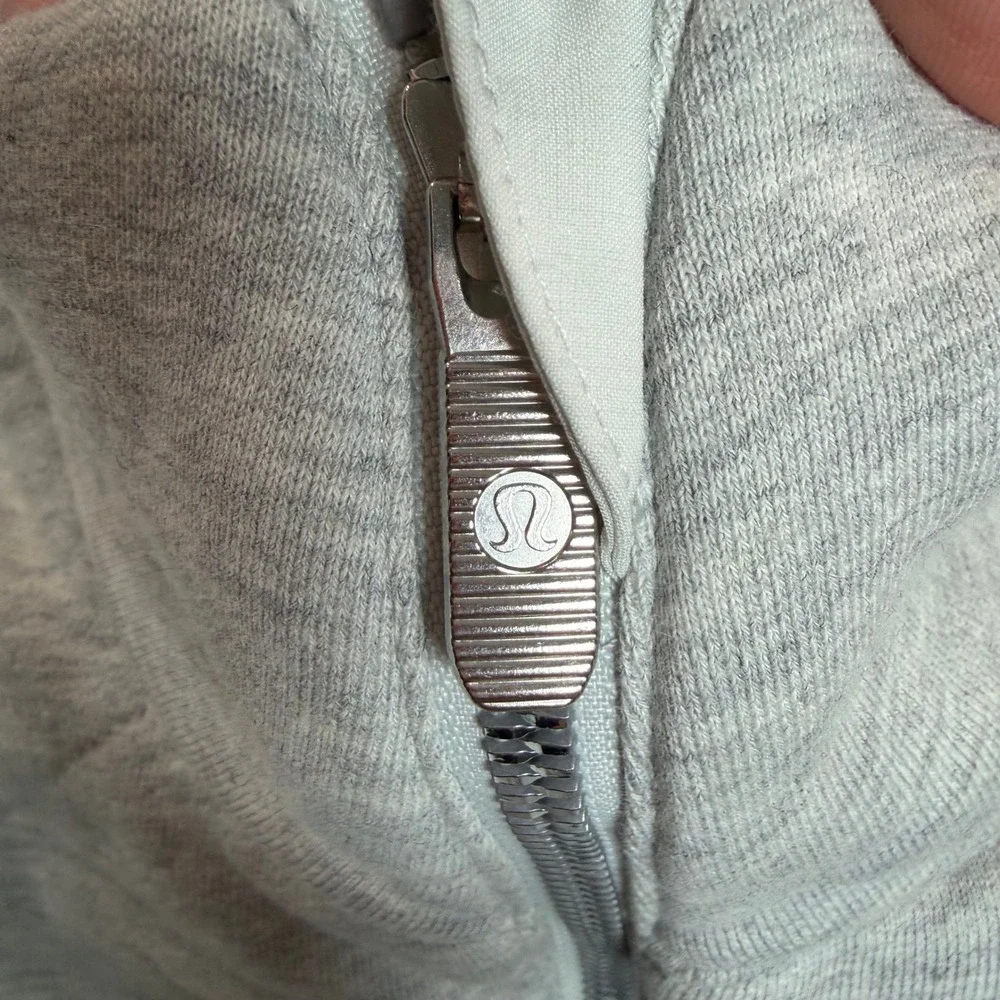 Lululemon Hill and Valley Mock Neck‎ Quilted Half Zip Pullover Grey Size 4 Warm